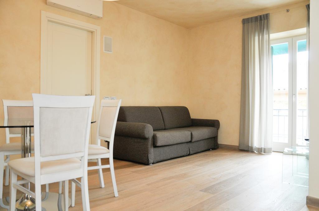 Lazise Boutique Apartment Lago E Relax Kamer foto