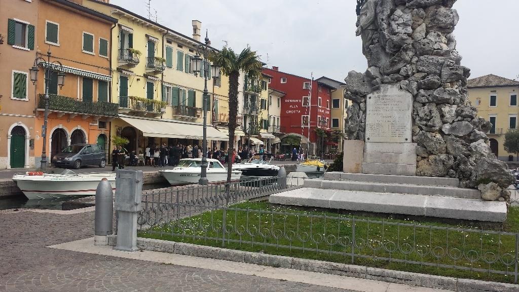 Lazise Boutique Apartment Lago E Relax Kamer foto