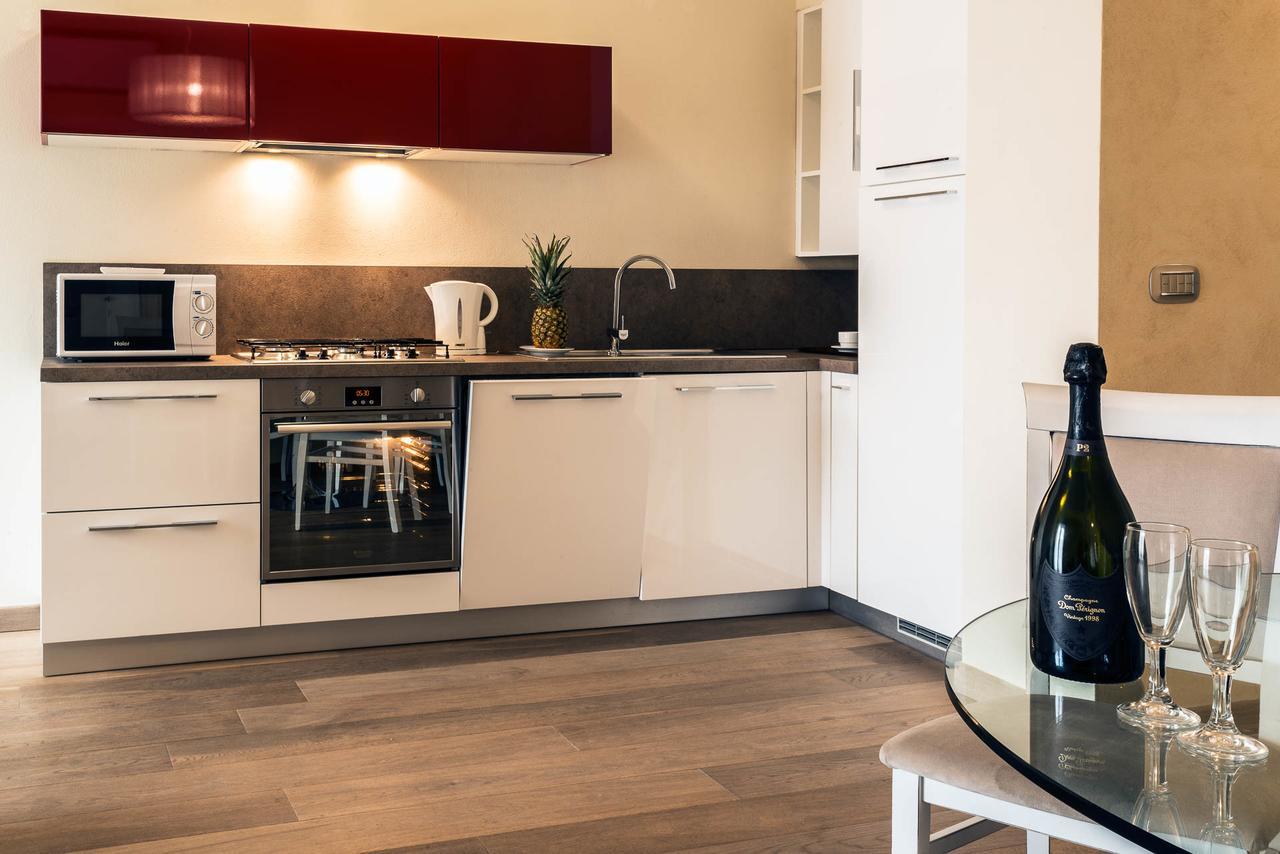 Lazise Boutique Apartment Lago E Relax Buitenkant foto
