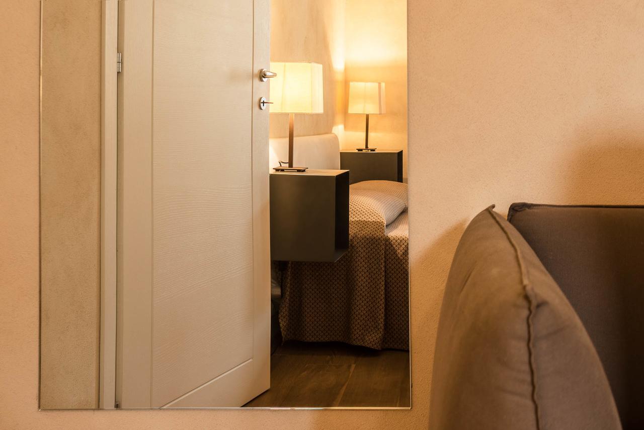 Lazise Boutique Apartment Lago E Relax Buitenkant foto