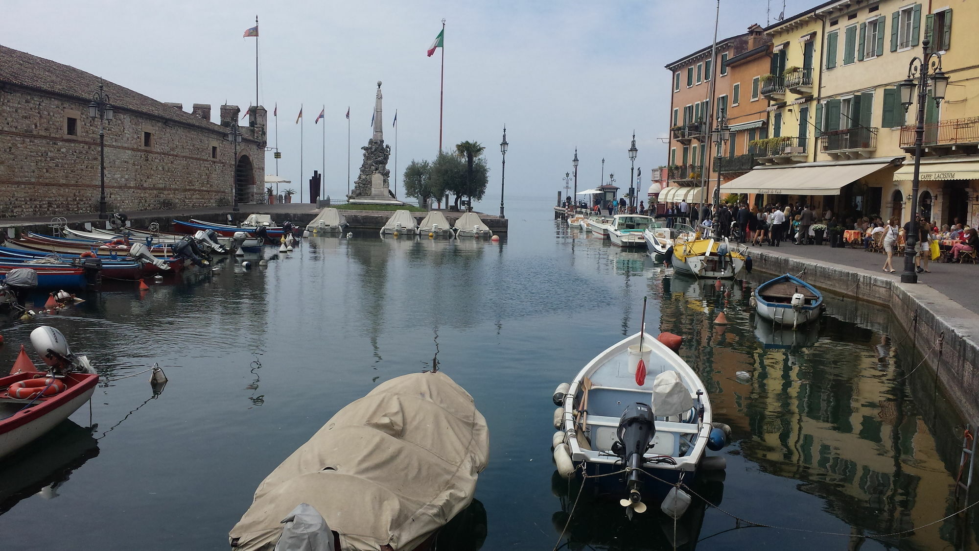 Lazise Boutique Apartment Lago E Relax Buitenkant foto